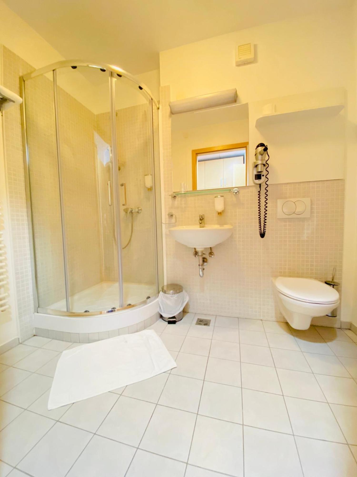 Hotel Veter Руше Экстерьер фото
