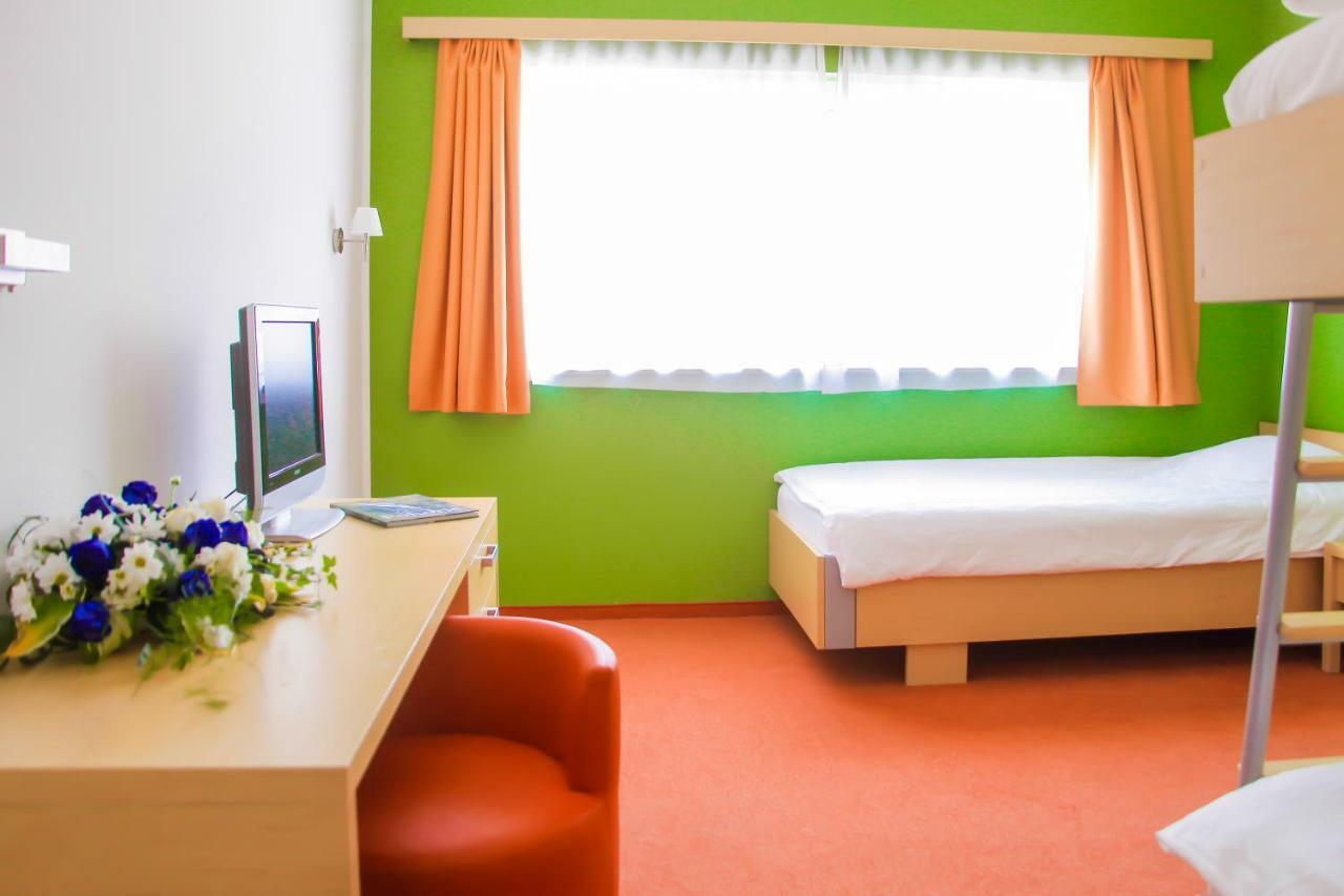 Hotel Veter Руше Экстерьер фото
