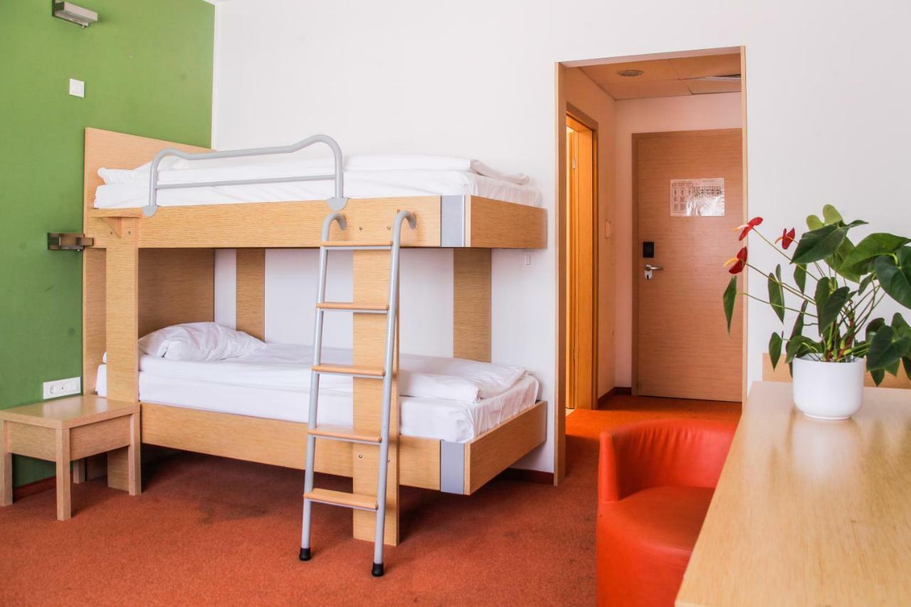 Hotel Veter Руше Экстерьер фото